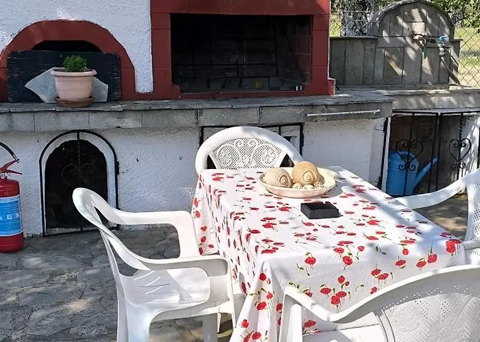 Ioannis شقة